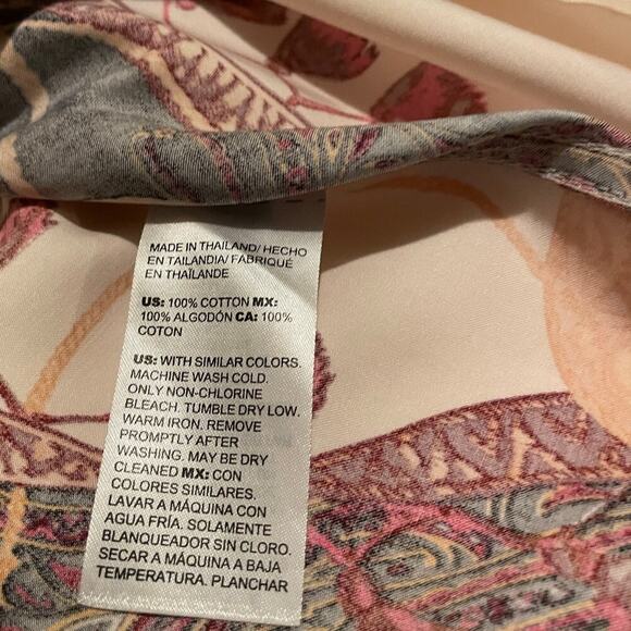 Chico's Size 3 (14/16) Top No-Iron Cotton Tassel Status‎ Print - Picture 4 of 7